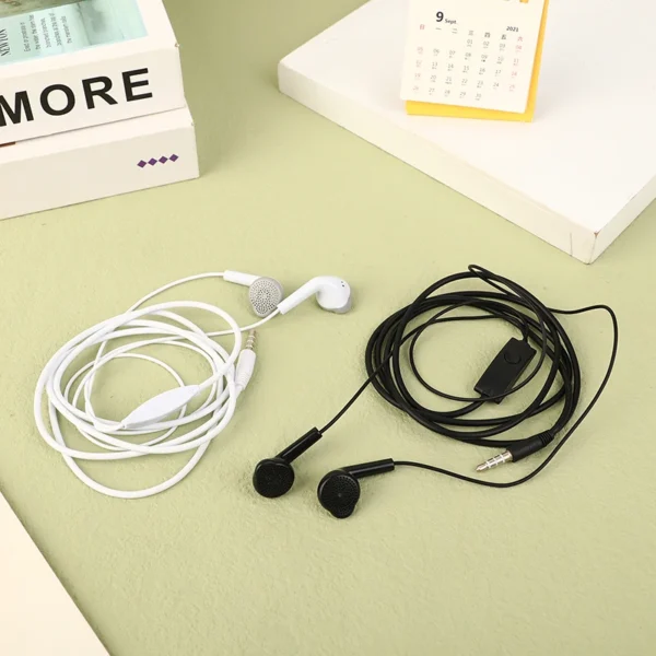 1pc Earphone 3.5mm Wired Headset with Mic For Galaxy A13 A12 A32 A03 A22 A23 A52 M32 A21 A51 A71 A31 M31 M51 M21 M22 accessories - Image 4