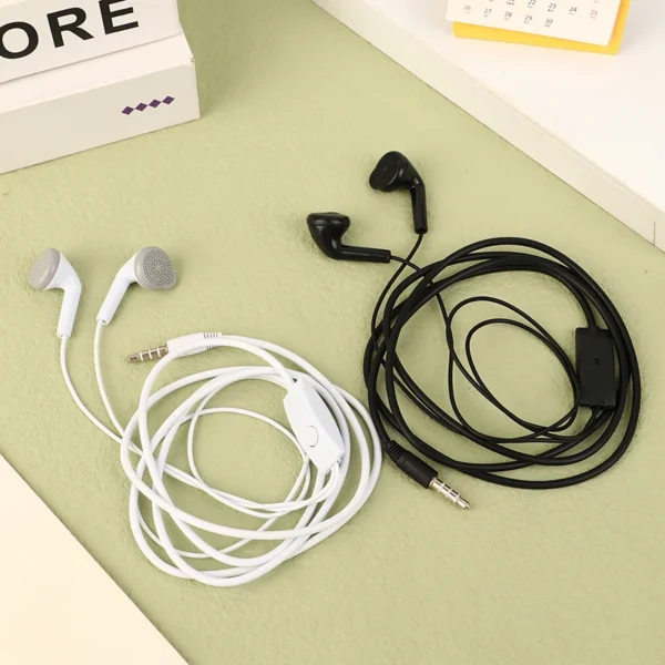 1pc Earphone 3.5mm Wired Headset with Mic For Galaxy A13 A12 A32 A03 A22 A23 A52 M32 A21 A51 A71 A31 M31 M51 M21 M22 accessories - Image 2